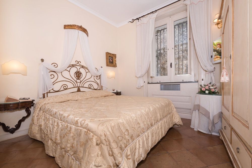 undefined Villa Alba d' Oro - Historic Luxury Villa 5