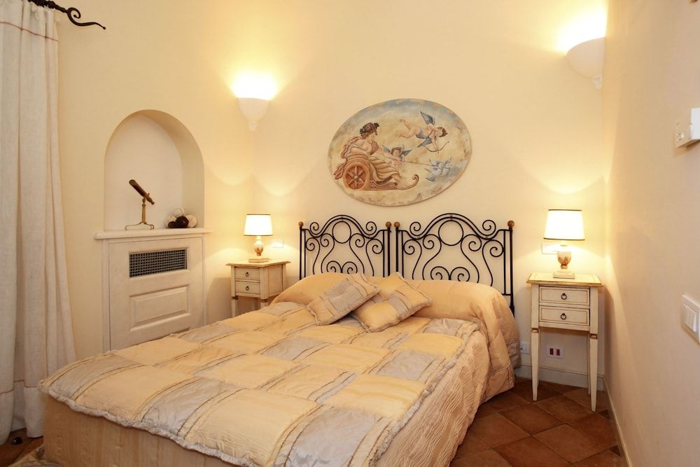 undefined Villa Alba d' Oro - Historic Luxury Villa 2