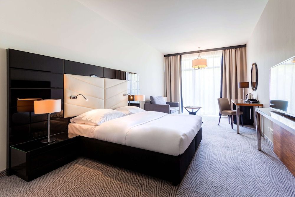 Standard Quadruple Room, Partial Sea View (Partial Sea View)