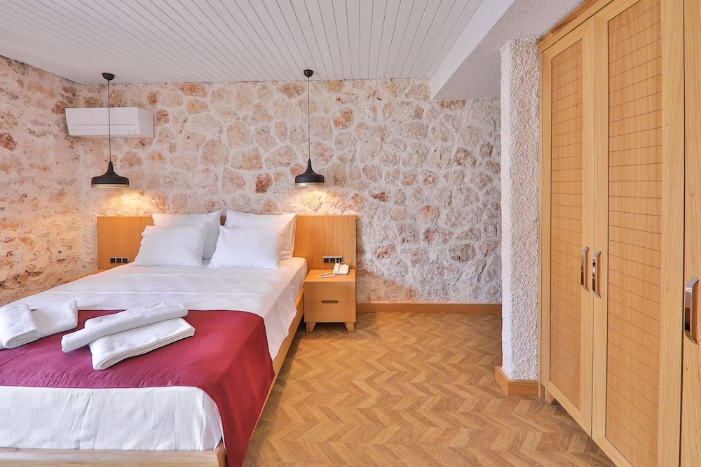 Stone Room with Sea View