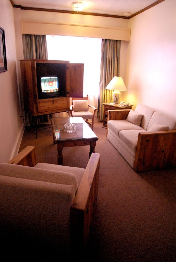 Hotel Ritz Double Room, 2 Queen Beds 3