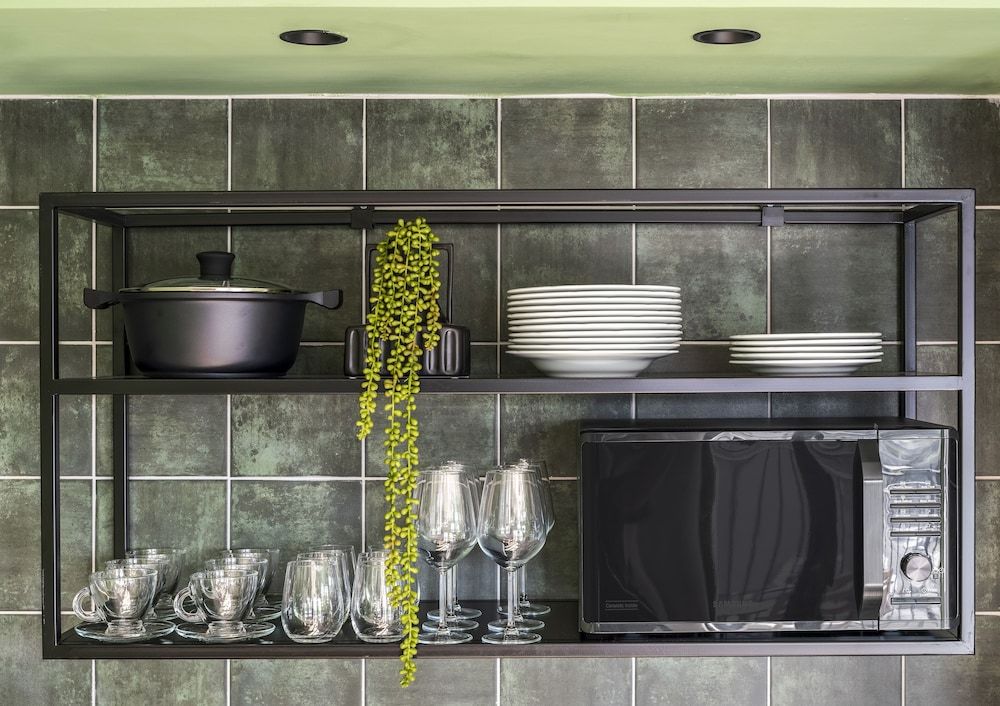 Mr. Soof - By TLV2GO Studio Apartment with Terrace and Plunge Pool 7