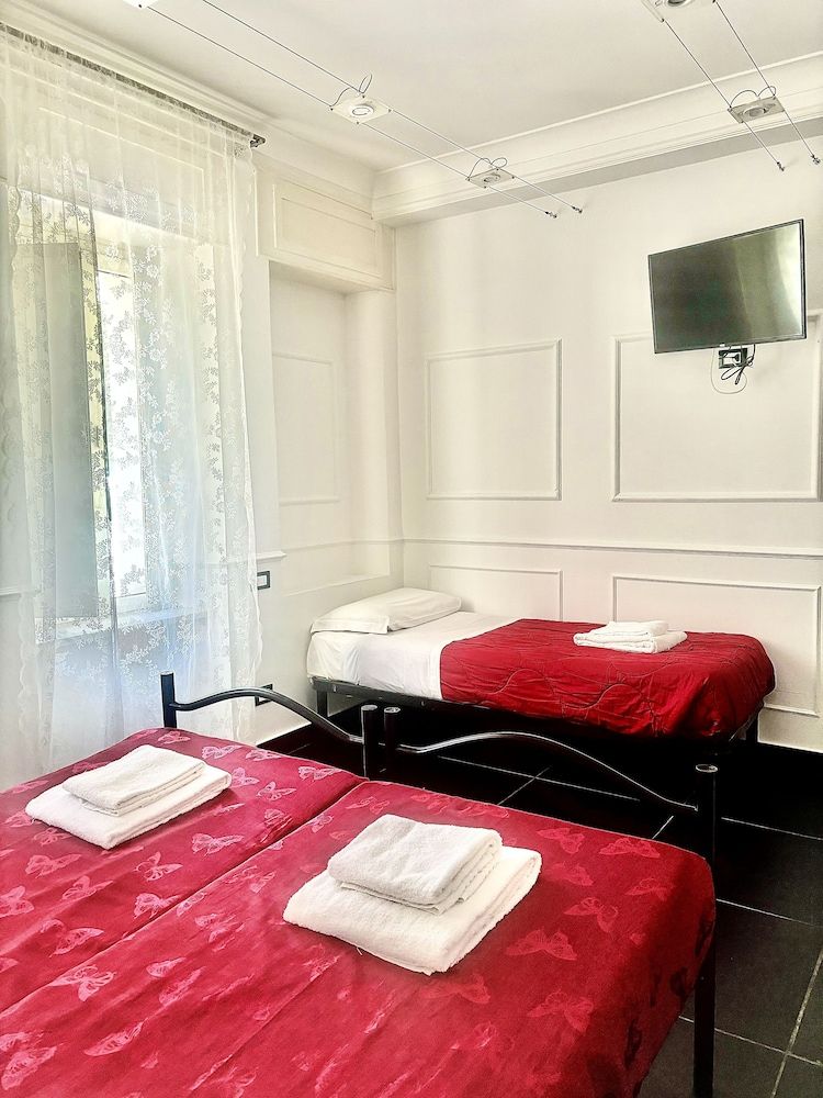 undefined Palace Rome - Hostel 4