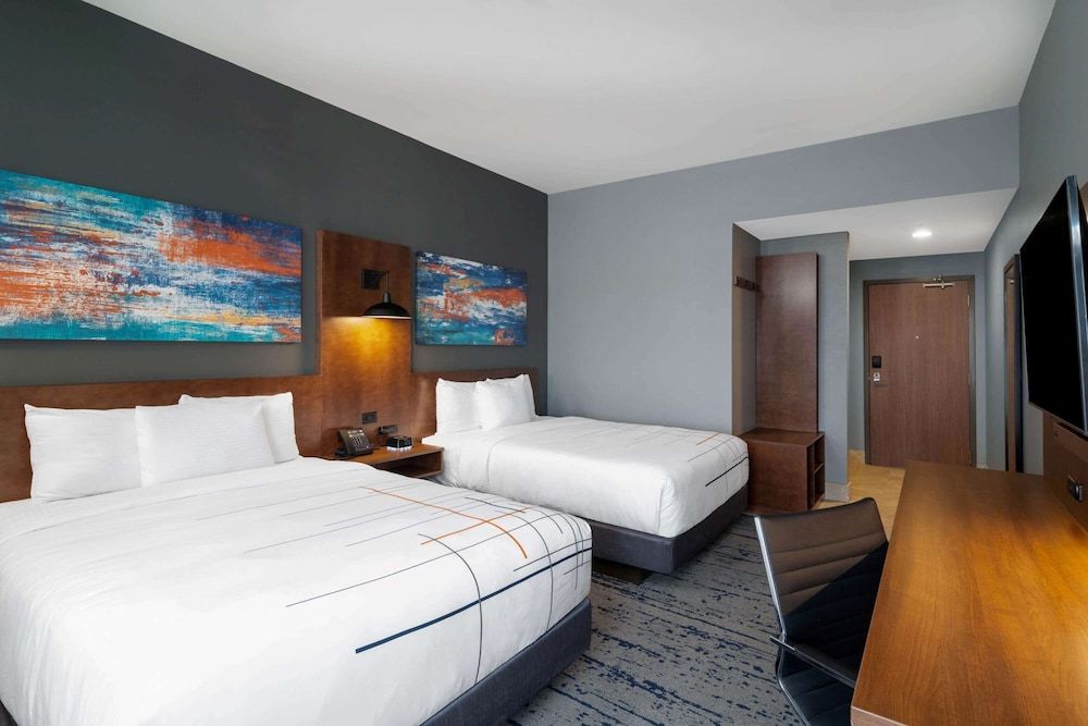 Business Room, 2 Queen Beds, Non Smoking