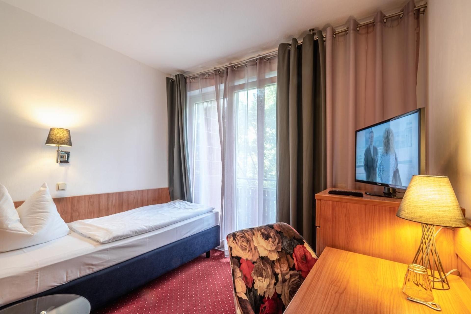 Budget Single Room