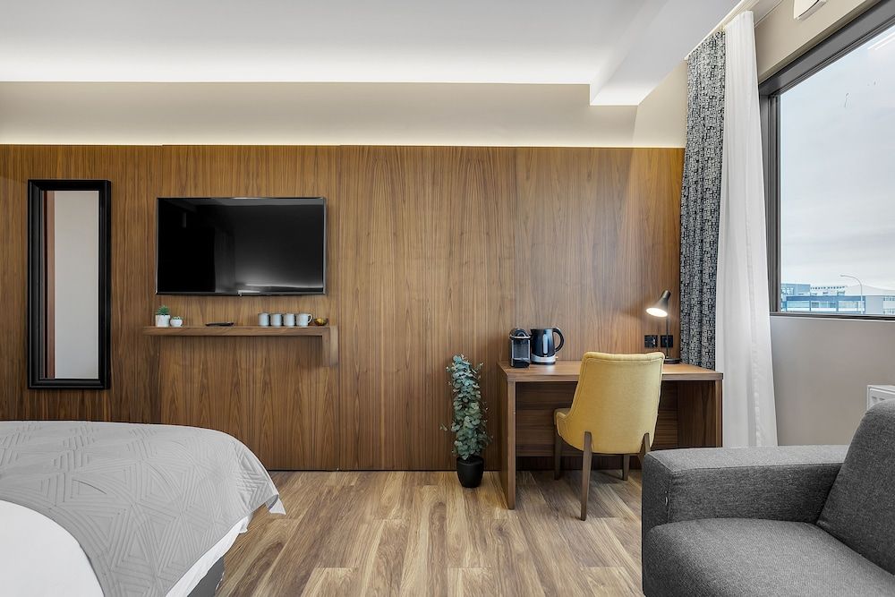 Alva Hotel Standard Quadruple Room 8