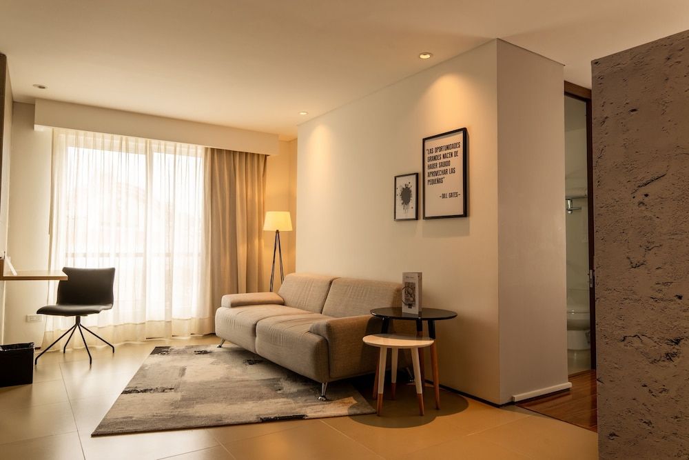 Hotel Quo Quality Manizales Junior Suite, 1 King Bed 4