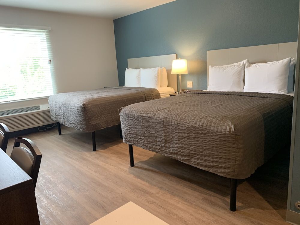 WoodSpring Suites Atlanta McDonough Standard Room, 2 Queen Beds, Non Smoking 4