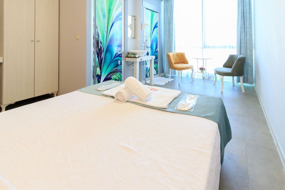 undefined Nar Palace 8