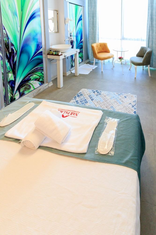 undefined Nar Palace 9