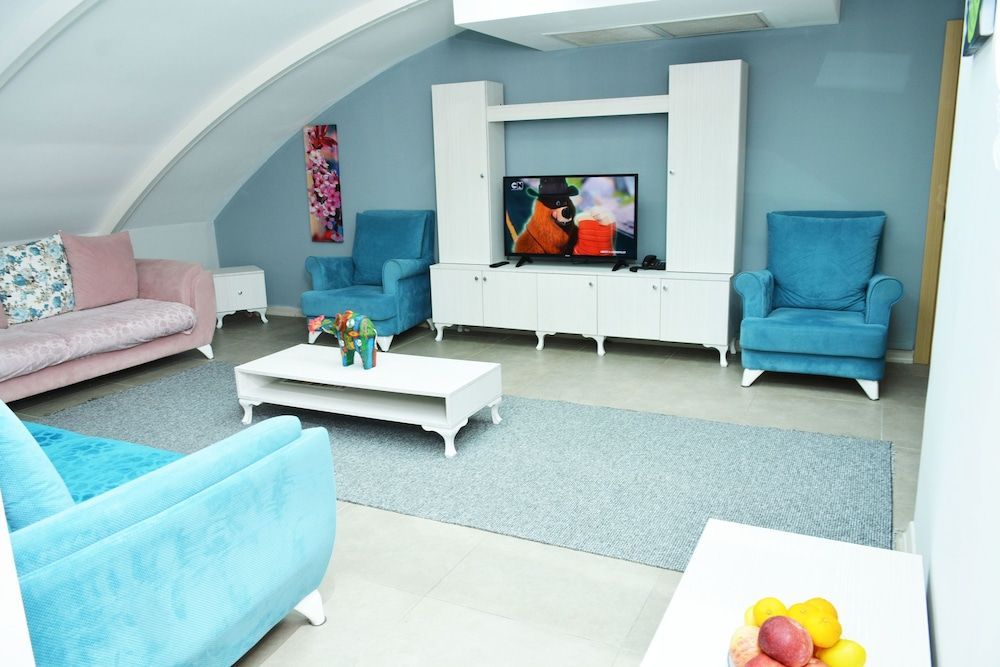 undefined Nar Palace