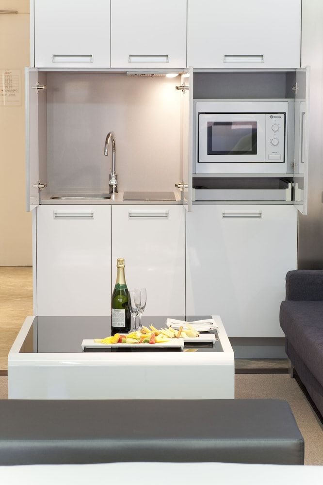 undefined VP Madroño 8