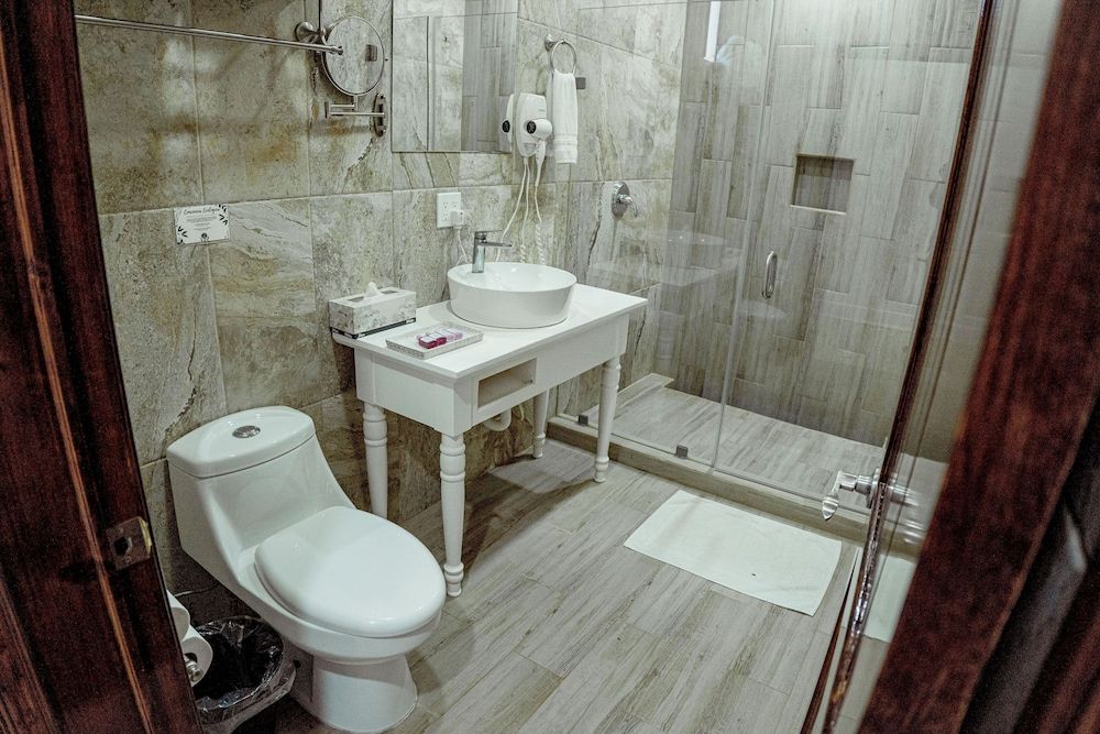 Entrevalle Hotel Boutique Deluxe Quadruple Room 9