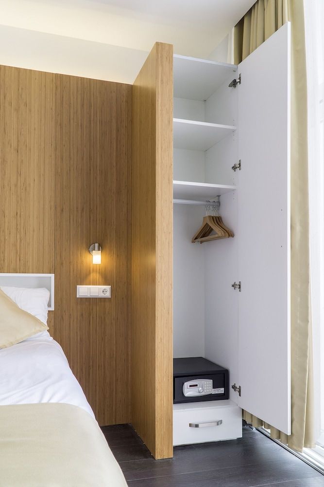 Hotel Larende Standard Room, 2 Twin Beds 2