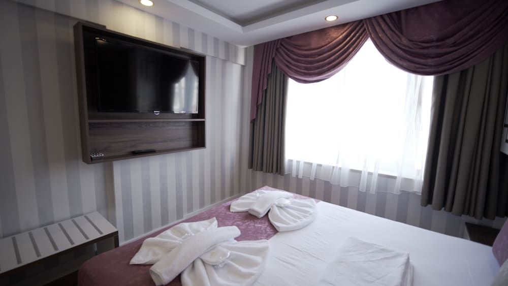 Burj Al Istanbul Standard Double Room, City View 2