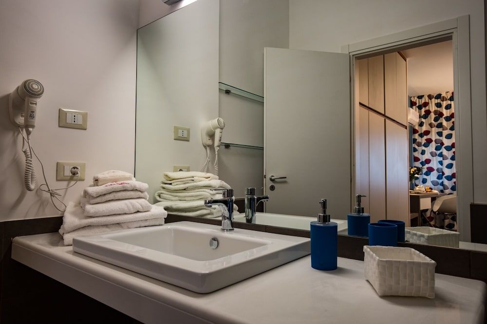 Marbela Apartments & Suites Deluxe Apartment (size L) 6