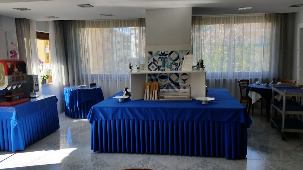 undefined Hotel Leone 9