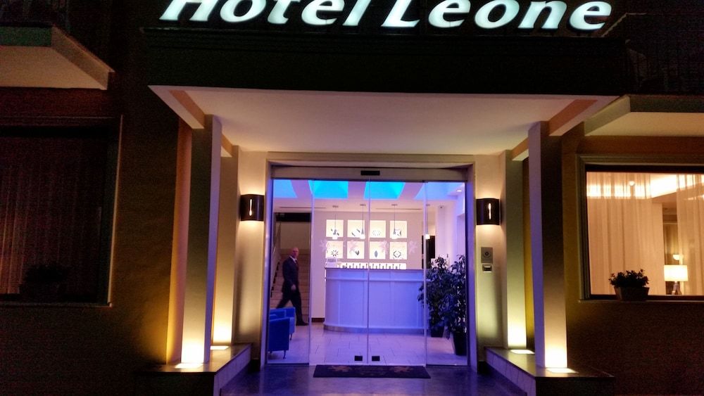 undefined Hotel Leone 5
