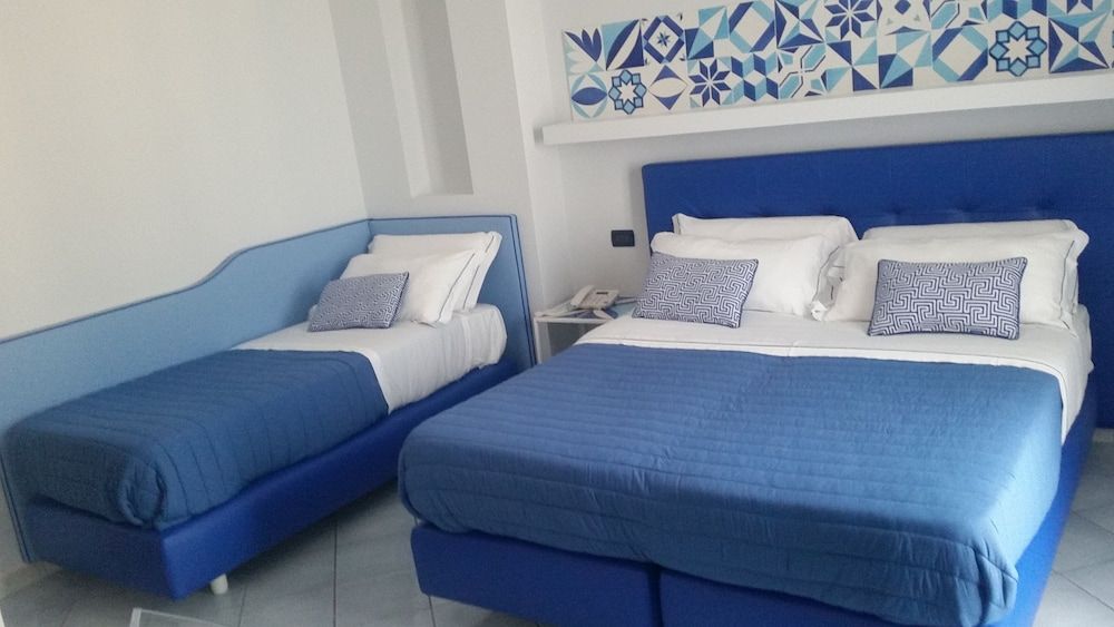 undefined Hotel Leone 2