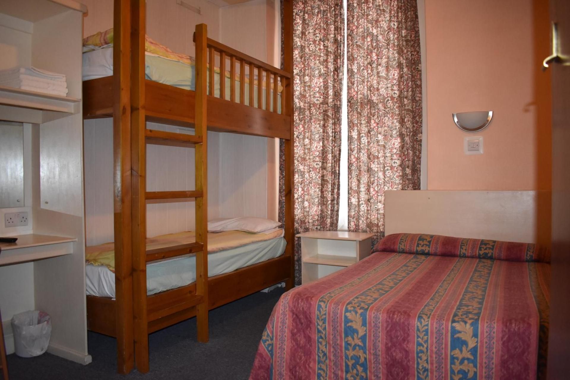 undefined MacDonald 7