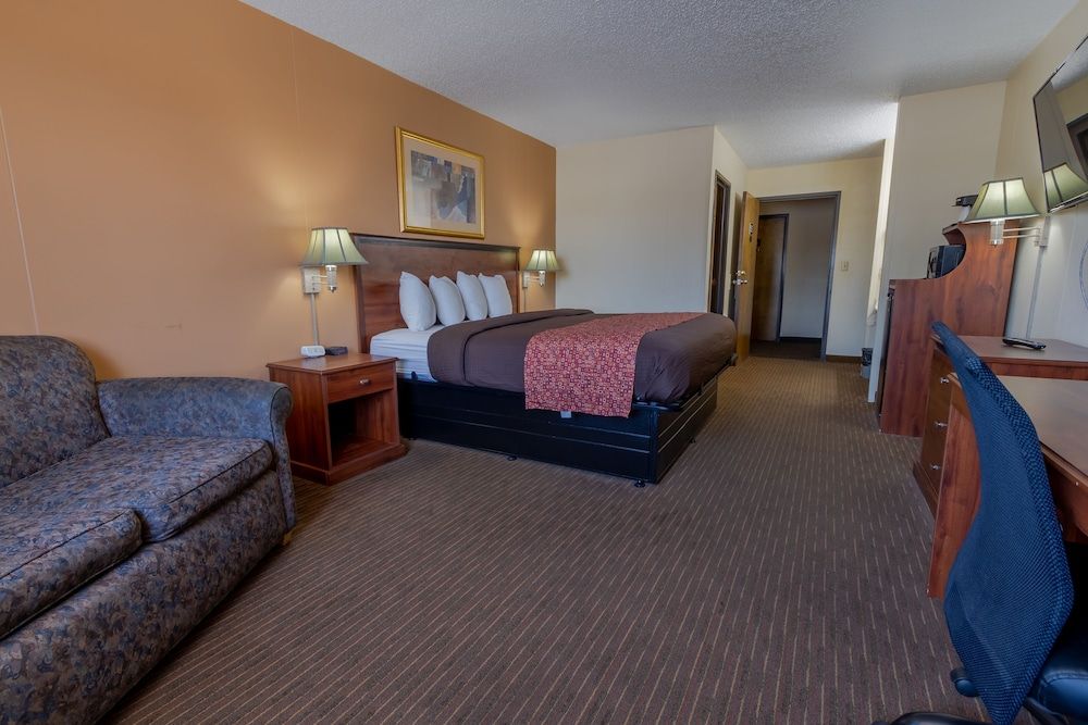 Thunderbird Lodge Room, 1 King Bed, Non Smoking 3