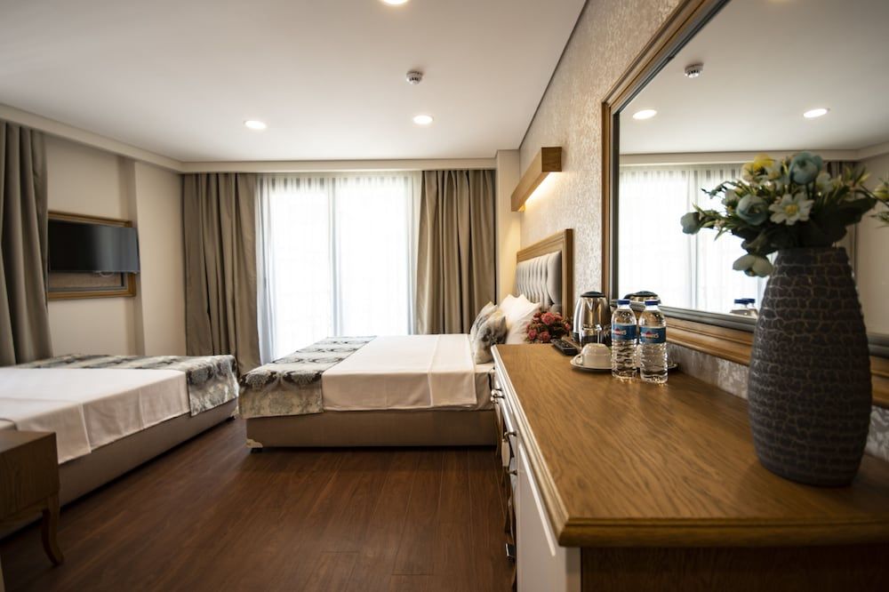 undefined Eliza Hotel 2