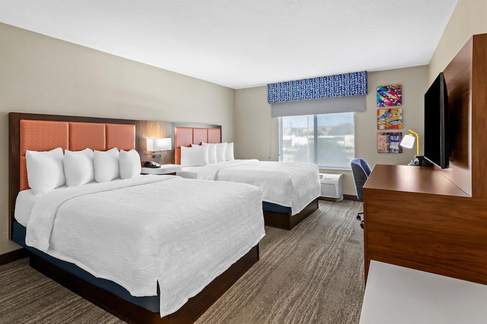 Room, 2 Queen Beds, Non Smoking