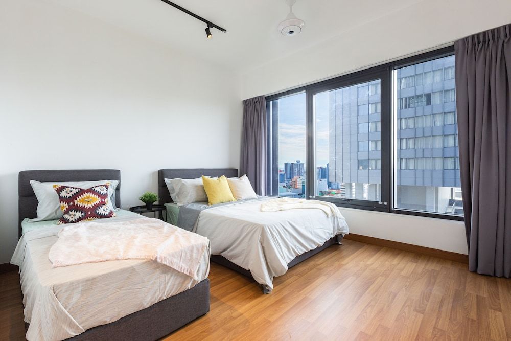 Tropicana 218 Macalister Signature Apartment, 2 Bedrooms, City View