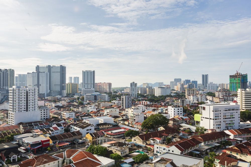 Tropicana 218 Macalister Signature Apartment, 2 Bedrooms, City View 3