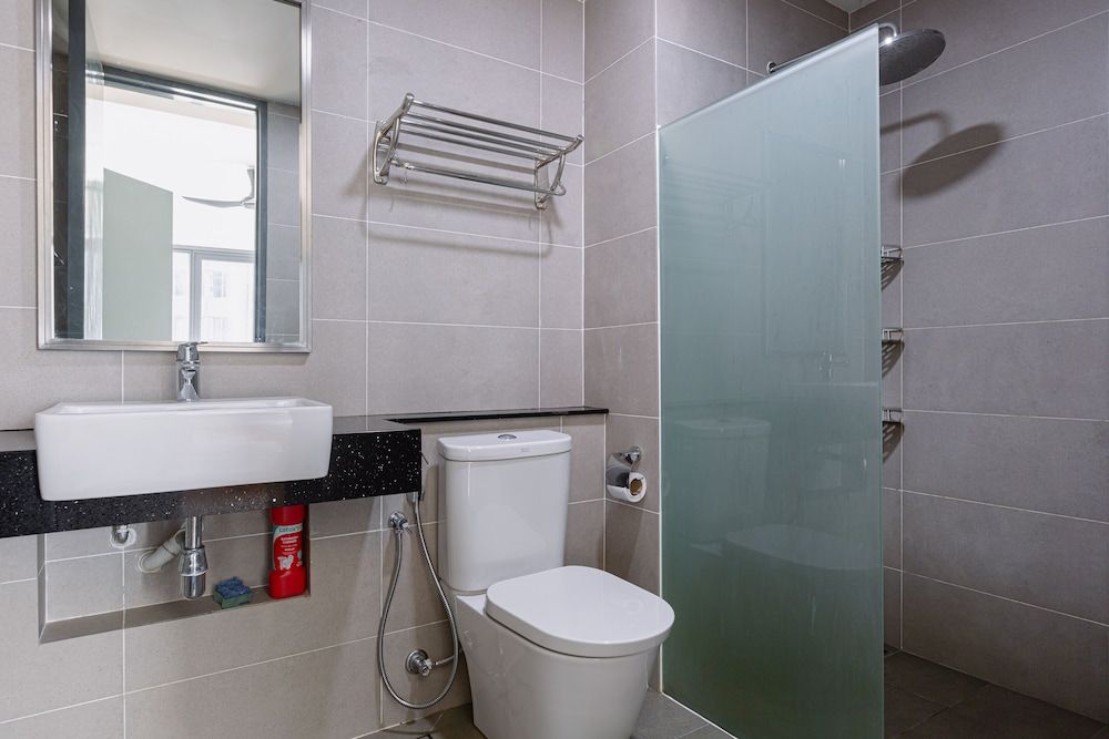 Tropicana 218 Macalister Superior Apartment, 2 Bedrooms, City View 8