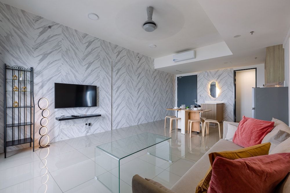 Tropicana 218 Macalister Exclusive Apartment, 2 Bedrooms, City View 8