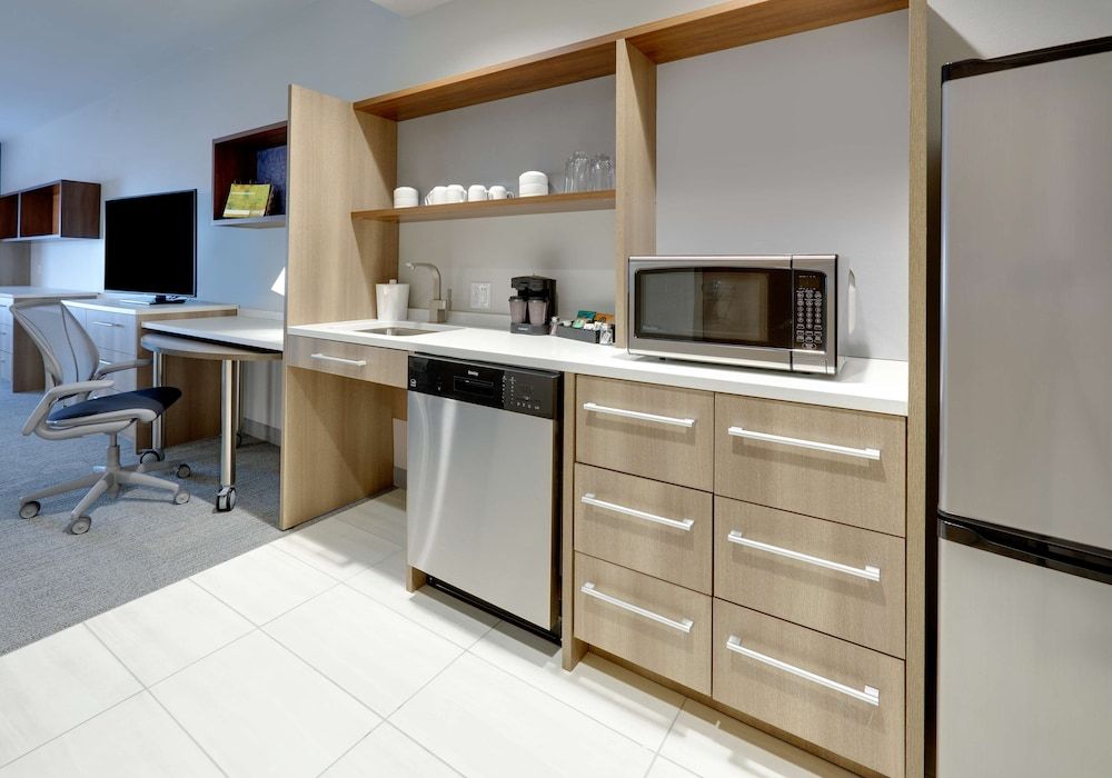 Studio, 2 Queen Beds, Accessible, Bathtub