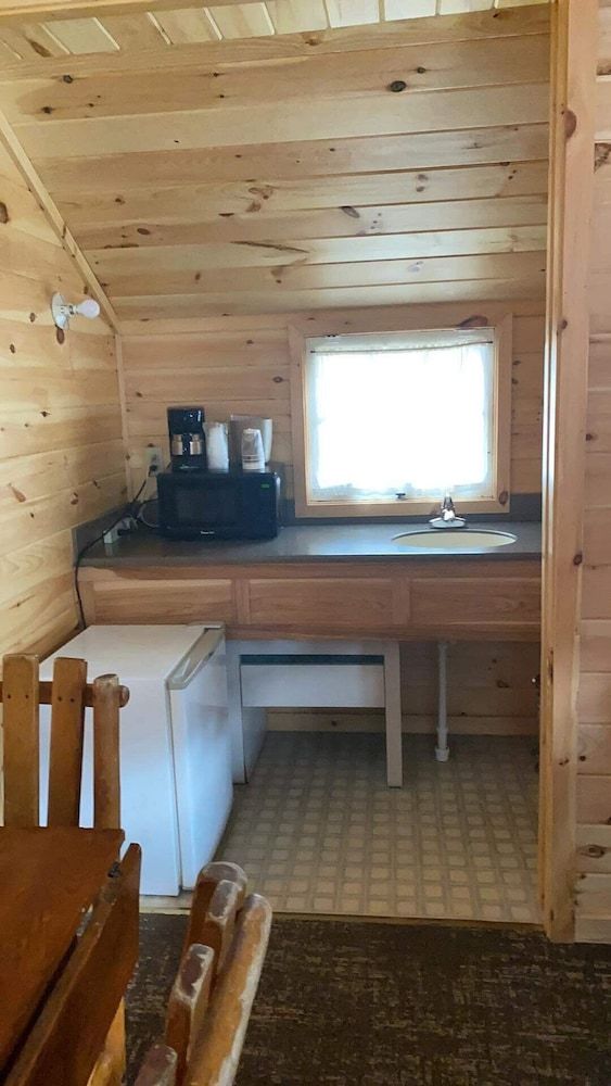 Standard Cabin, Courtyard View