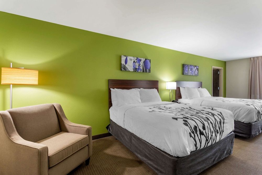 Room, 2 Queen Beds, Accessible, Non Smoking