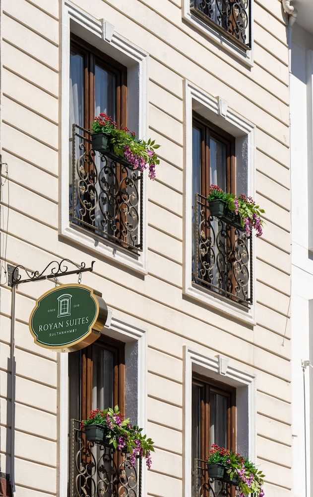 undefined Royan Suites 10