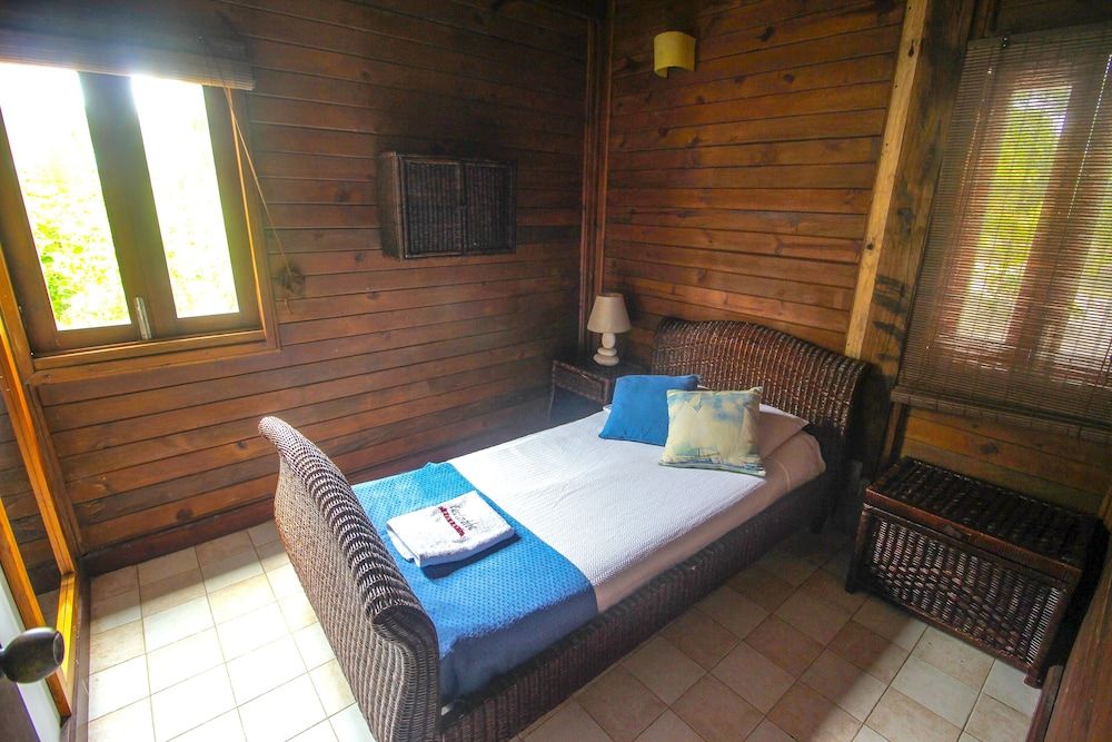 Premium Studio Suite, Multiple Beds, Private Bathroom