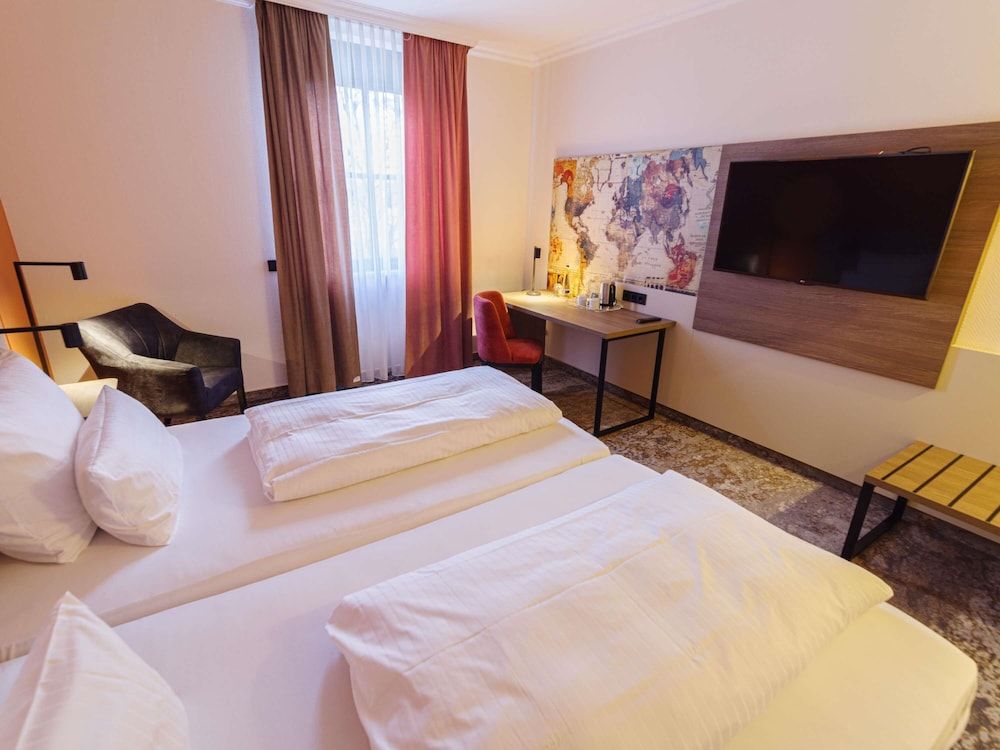 Atomis Hotel Munich Airport by Mercure Superior Room, 1 Double Bed 11