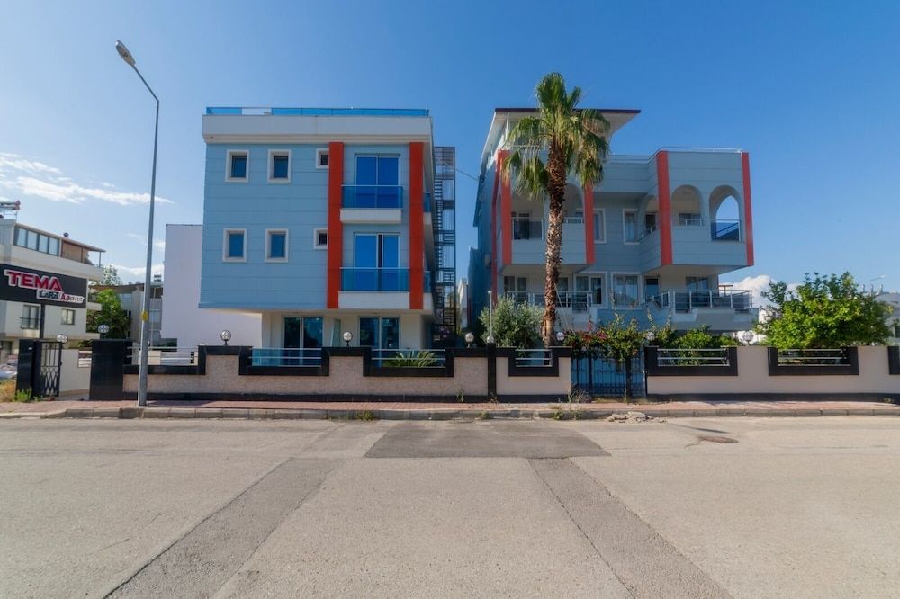 undefined Tema Lara Apart 4