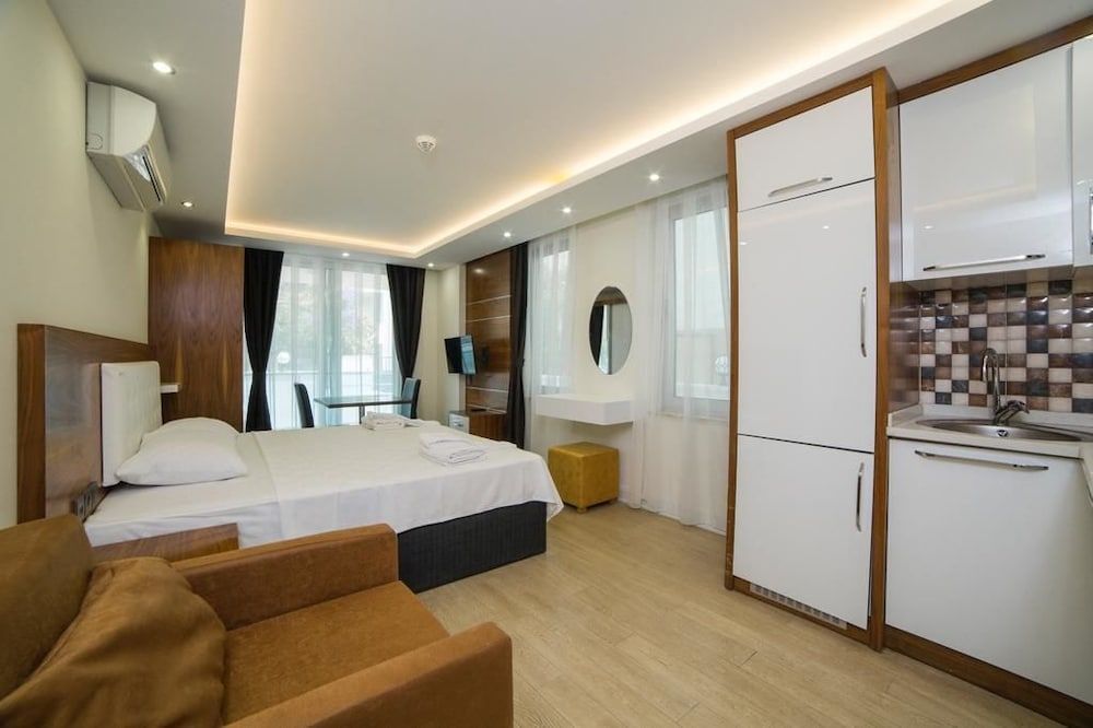 Tema Lara Apart Studio 4