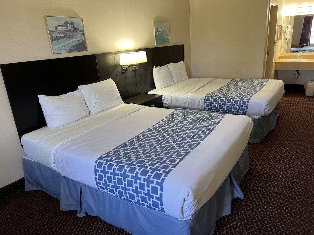 Olde Amish Inn Standard Room, 2 Queen Beds, Non Smoking, Ground Floor 2