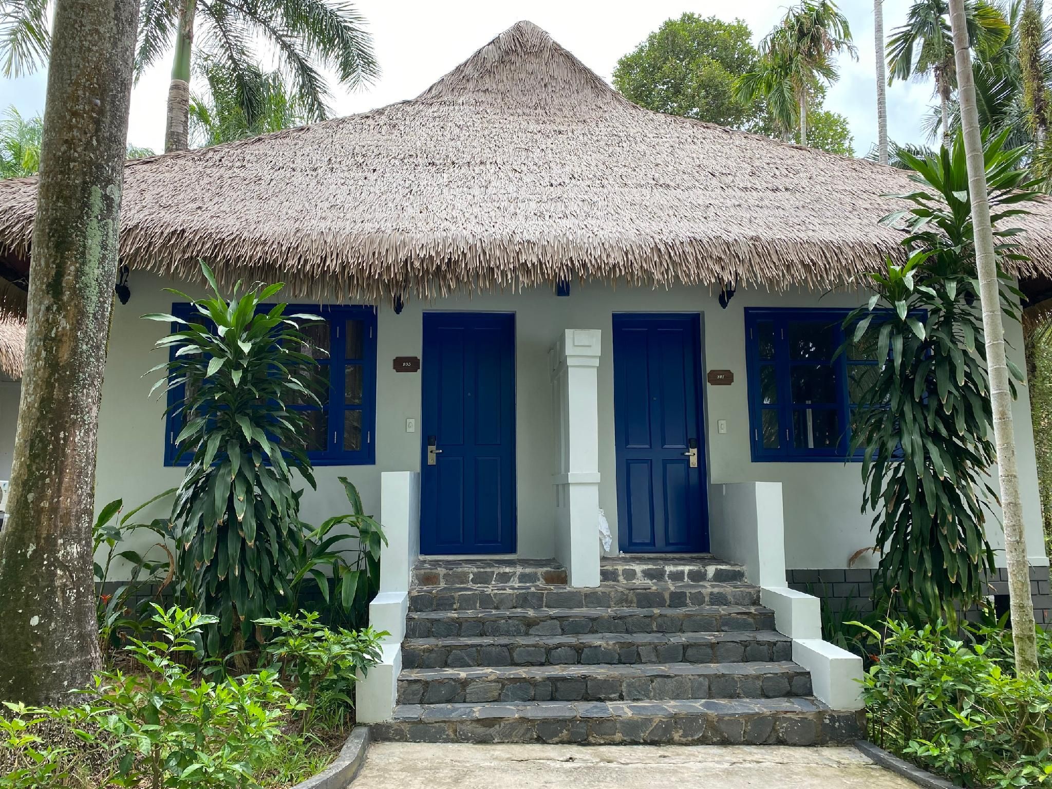 undefined L'Azure Resort and Spa 7