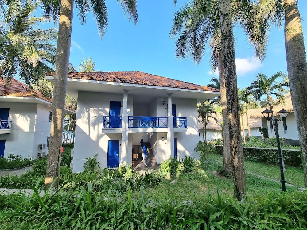 undefined L'Azure Resort and Spa 6