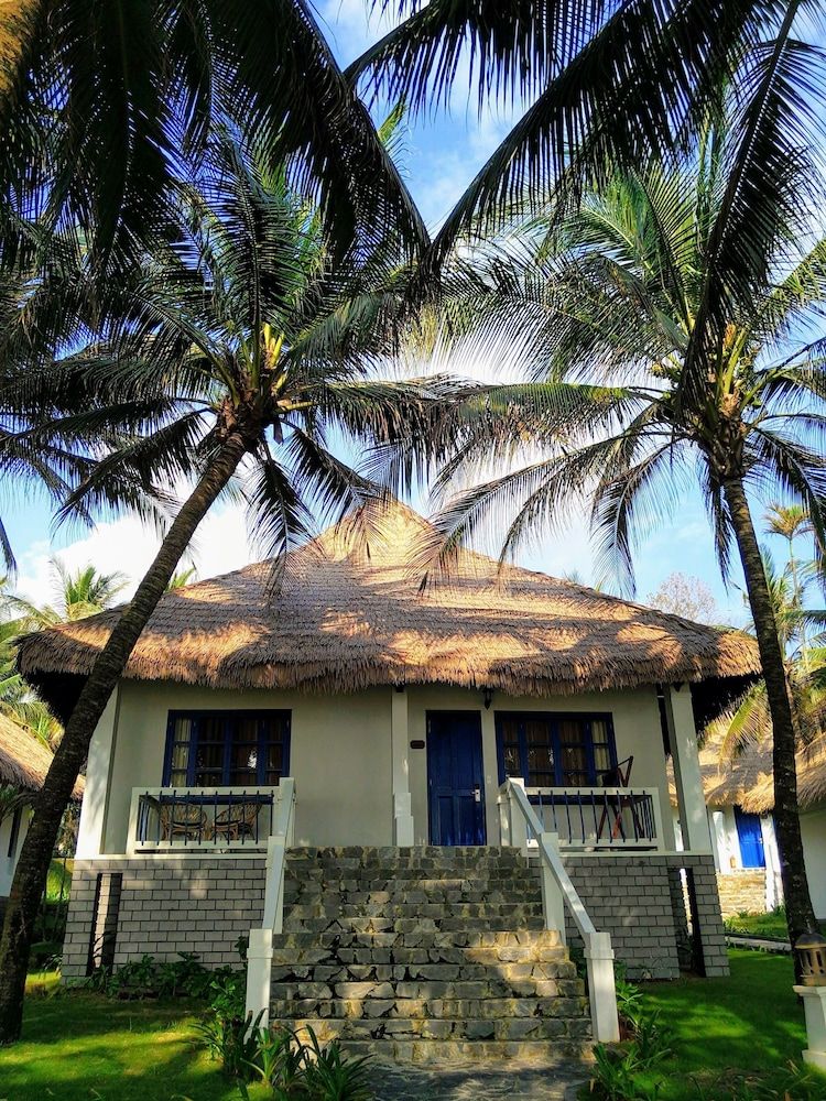 undefined L'Azure Resort and Spa 9