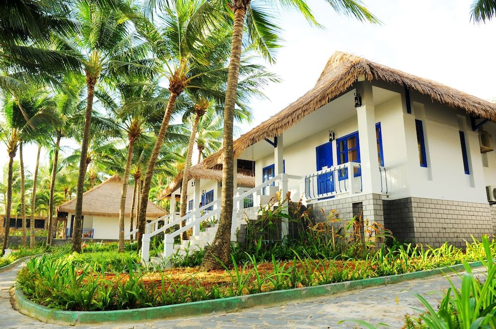 undefined L'Azure Resort and Spa 10