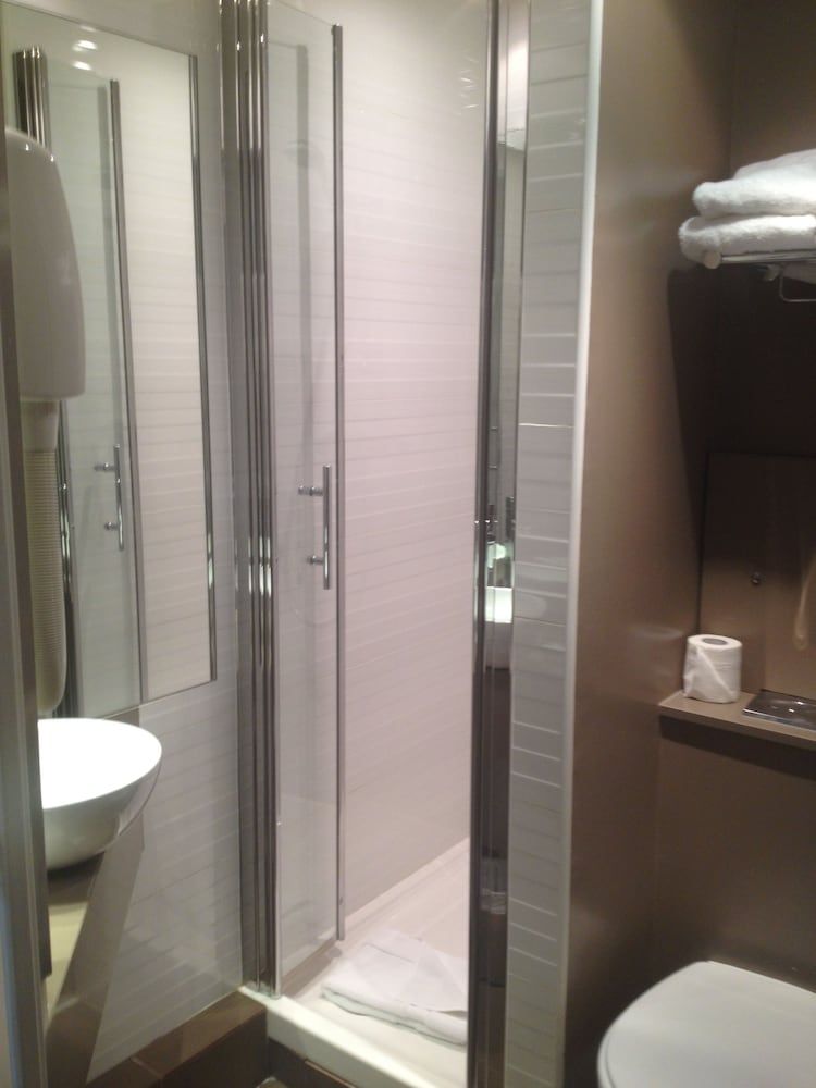 undefined Hotel Elysées Flaubert 7