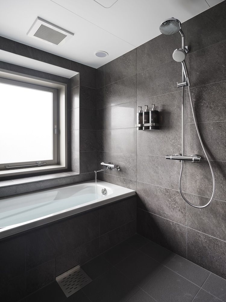 undefined BnA Alter Museum 8