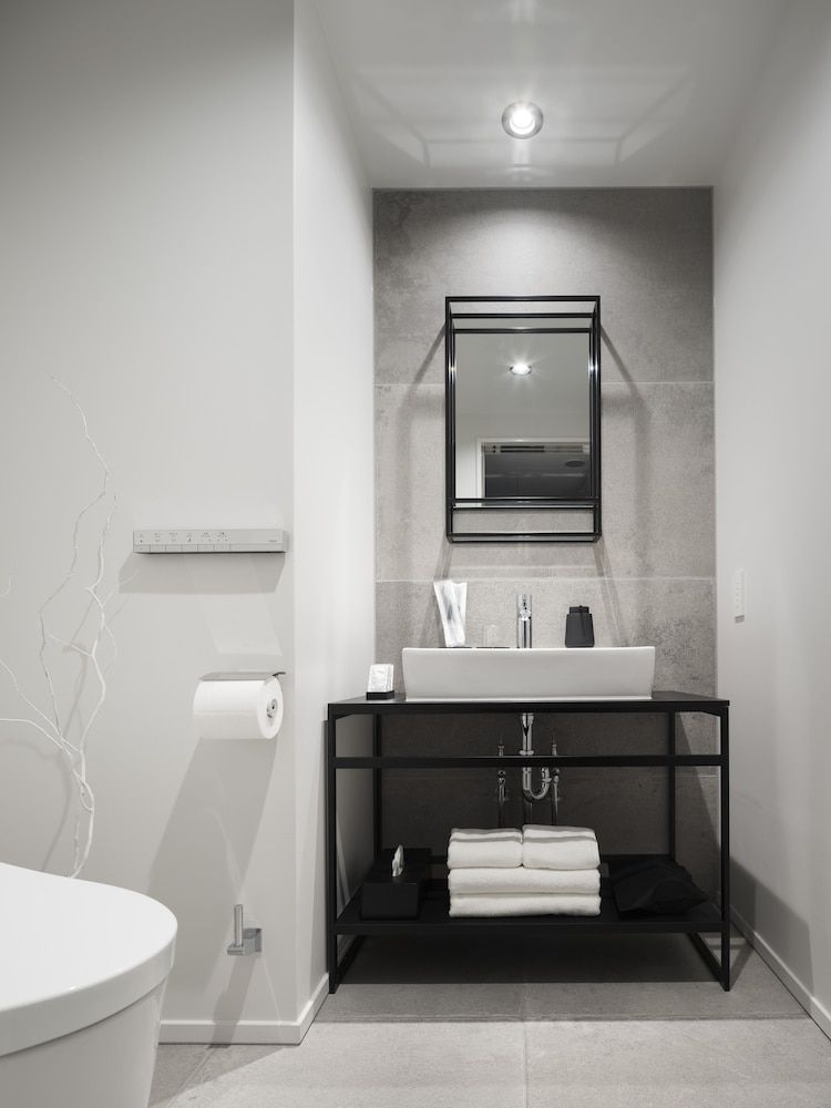 undefined BnA Alter Museum 9