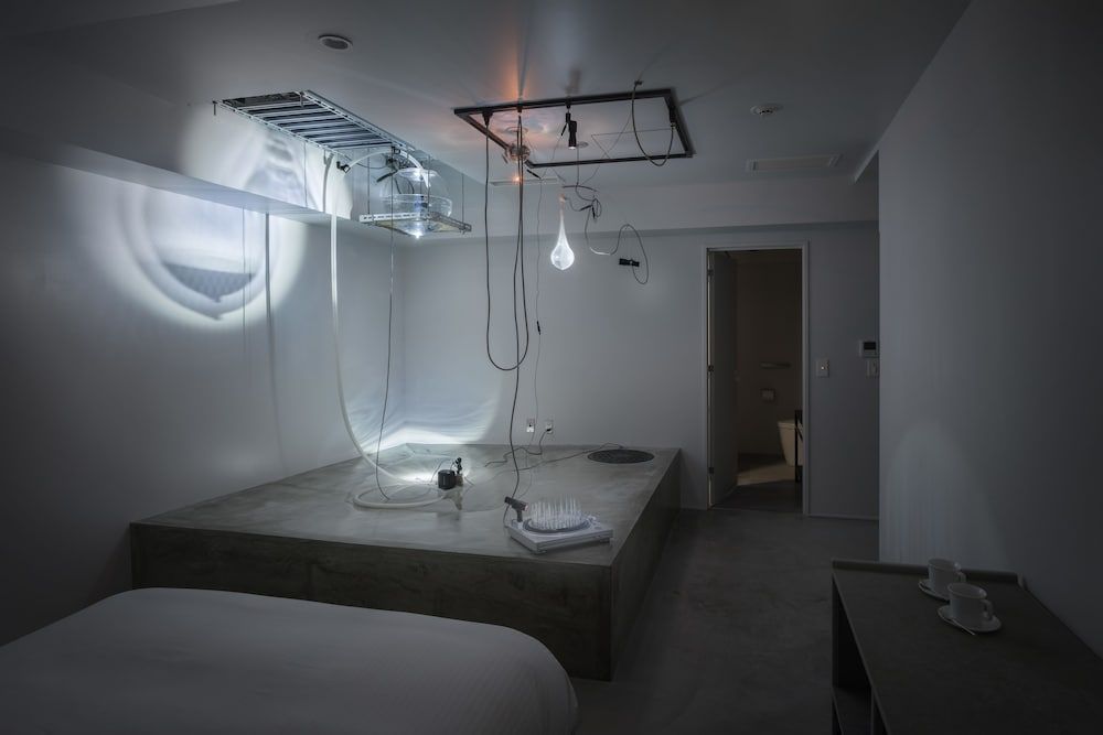 BnA Alter Museum Special Offer - Run of House, Non Smoking 12