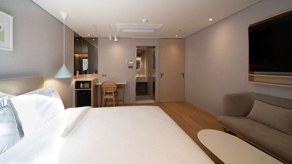 Nampo Ocean 2 Heaven Hotel&Spa Premium Queen Room 2