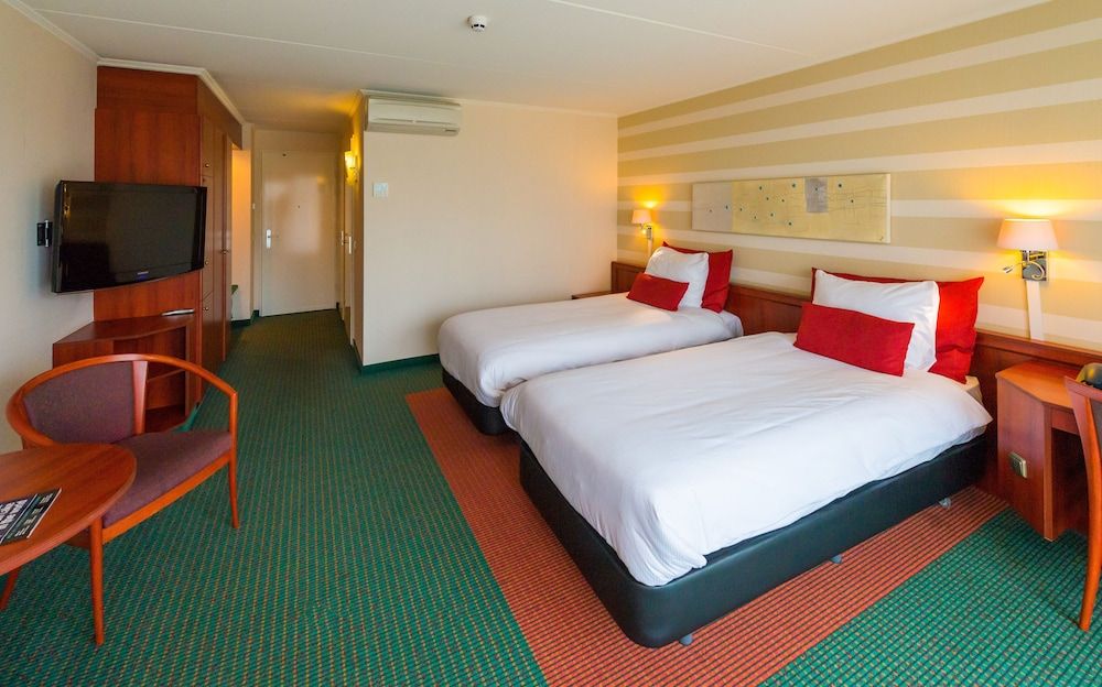 Grand Hotel Amstelveen Standard Room, 2 Twin Beds